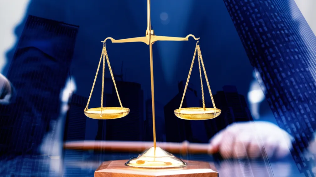 Суд проти Schufa: чи варто позиватися?»,