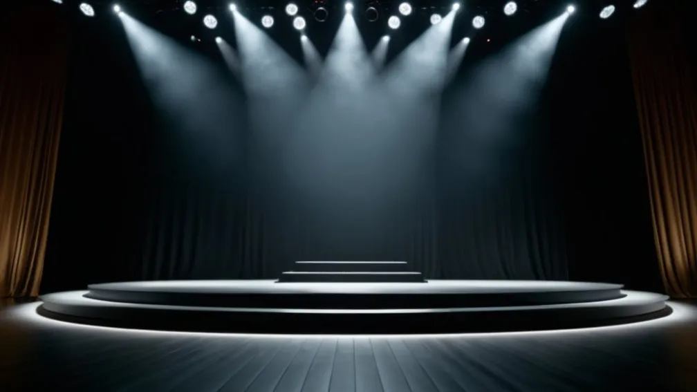 Учасниця "Міс Всесвіт" з Ямайки впала зі сцени під час півфіналу