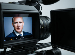 Як створити JSON-об'єкт, що відповідає схемі