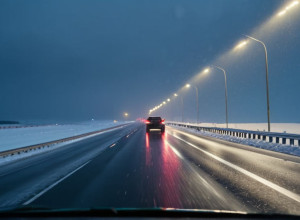 Зимовий шторм у Німеччині: Хаос на автошляхах, загиблі та травмовані через сніг та ожеледицю