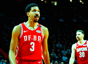 Зірка НБА Спенсер Дінвідді просить фанатів «Баварії» допомогти обрати йому нове прізвисько