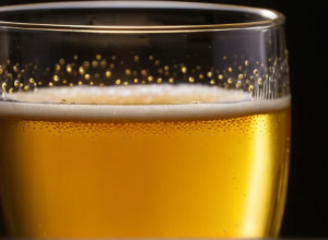 Вчені виявили: Товщина краю келиха впливає на солодкість пива