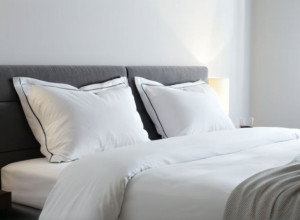 Гігієна сну: Як часто потрібно прати ковдру та подушки?