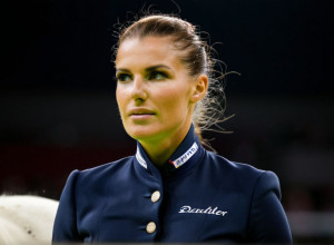 Ліза Мюллер різко відповіла ЗМІ на критику виступу з виїздки