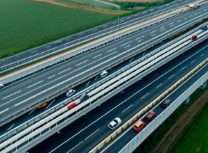 Три автомобілі зіткнулися на будівельному майданчику в Мангеймі, спричинивши транспортний колапс