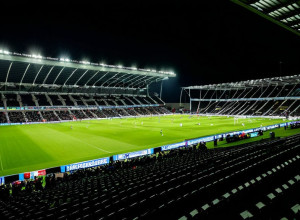 Гнів фанатів: Скандал із цінами на квитки перед "Східним дербі" в Німеччині