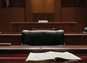 Суддя розплакалася, виносячи виправдувальний вирок у "справі льоху": система вибачилася перед обвинуваченим