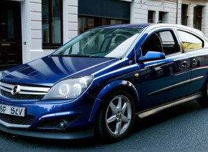 У Бохумі шукають водія, який втік з місця ДТП: 25-річна жінка у критичному стані