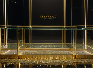 У Кілі ювелір (52 роки) чинив опір грабіжникам, які викрали золоті прикраси на 200 000 євро