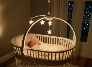 Дворічний хлопчик Джеймс зворушливо оголосив про поповнення в родині