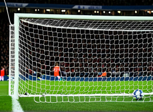 Бенджамін Упхофф – Таємна Зброя «Ганзи Росток» у Боротьбі за Підвищення в Класі