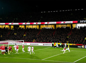 Запеклі сутички: вболівальників "Штутгарта" не пустили на матч у Нідерландах