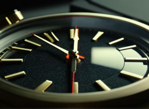 Екстремальна пропозиція роботи у Швейцарії: 100-годинний робочий тиждень та його руйнівні наслідки для здоров'я