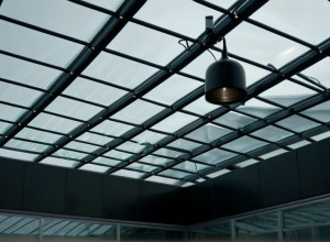 Загадковий "ширяючий" прибиральник: Мийник вікон став вірусною зіркою