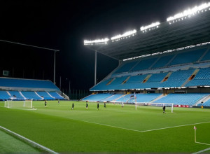 Динамо Дрезден" Швидко Підписало Контракт із Талантом DFB Фрідріхом Мюллером Після Дебюту-Фурору