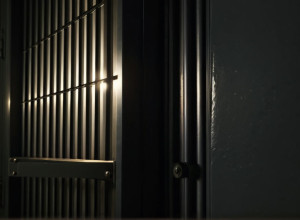 Чоловік задушив дружину в "кімнаті для побачень" у в'язниці суворого режиму