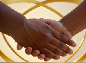 Улі Генесс пропускає матч "Баварії" заради благодійного гала-вечора "Серце для дітей"