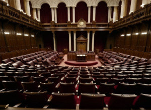 Депутатів AfD звинувачують у тиску на працівників Бундестагу: поліція втрутилася до півночі