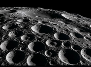 Подорож Місячною поверхнею