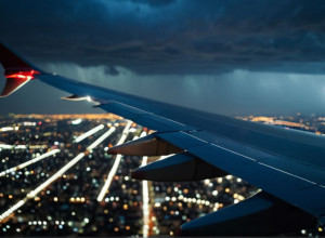 Смерть пасажира на борту літака Eurowings призвела до екстреної посадки в Більбао