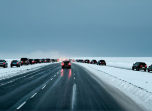 85-кілометровий затор на Байкалі: Водії застрягли у крижаному пеклі при -20°C