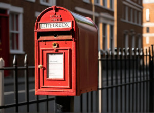 Данія припиняє доставку листів: Кінець ери паперової пошти через цифровізацію