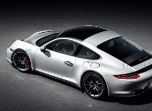 Скандал в Porsche: Дружина топ-менеджера звинувачує компанію через звільнення чоловіка та публікації в Instagram