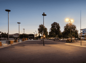 У Нордхаузені невідомий водій збив ліхтарний стовп та втік з місця ДТП