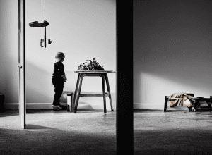 Берлінська власниця в розпачі: Допоможіть, квартирна аферистка окупувала мою квартиру!