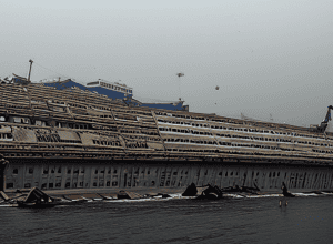 Катастрофа «Costa Concordia»: Екс-капітан Скеттіно відкликає прохання про відкритий режим
