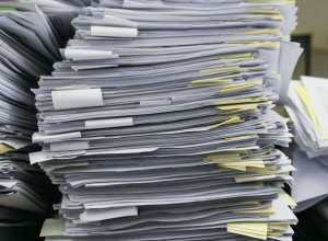 14 000 необроблених запитів - Відомство у справах іноземців у Франкфурті тоне в заявах