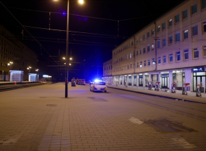 Гаґен - П'яна жінка (40 років) спричинила хаос на вокзалі
