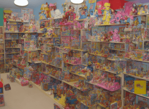 Barbie, Furby, Pokémon та інші: Старі іграшки можуть приносити реальні гроші