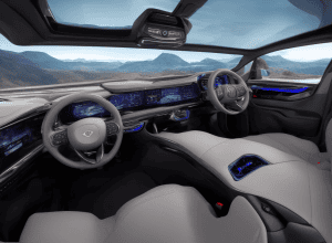 Розкішний мінівен майбутнього: Новий Mercedes з кінотеатром на борту