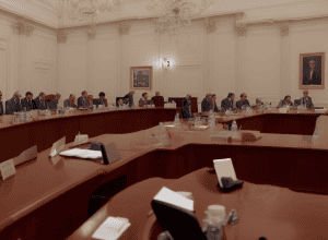 Остання Кабінетна Зустріч – Прощавай, Рештки Світлофора!