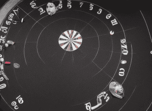 Зірку дартсу дискваліфіковано за махінації