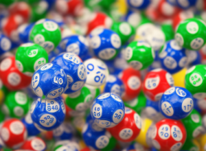 Виграв $167,3 млн у Powerball – мільйонер вдарив поліцейського