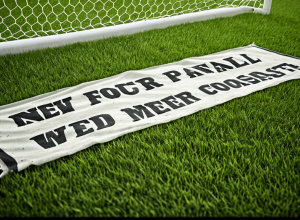 «Бийся, Тімо!»: «Кельн» та фанати влаштували зворушливу акцію на підтримку травмованого Хюберса