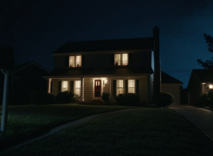 Кривава знахідка в Гамбурзі: жінка з закривавленими руками та мертвий чоловік