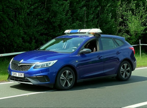 Жахлива ДТП у Східній Фризії: Двоє молодих людей загинули в лобовому зіткненні