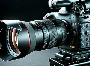 Зеленський у глухому куті: зовнішній тиск та внутрішні скандали майже через чотири роки війни