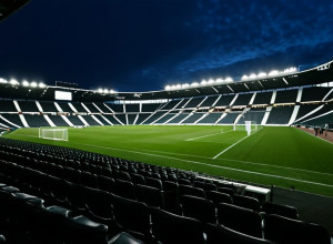 Вирішальний Тиждень для "Гамбурга": Тиск на "Фолькспаркштадіоні" Зростає