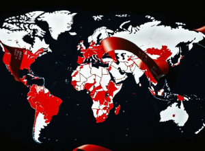 Мадонна розкритикувала Дональда Трампа за позицію щодо Всесвітнього дня боротьби зі СНІДом