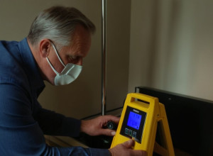 Перший заголовок для української мови