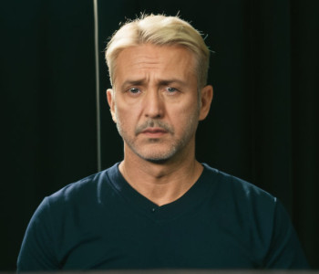 Актор &quot;Емілі в Парижі&quot; Джеремі О. Гарріс заарештований в Японії за підозрою у зберіганні наркотиків