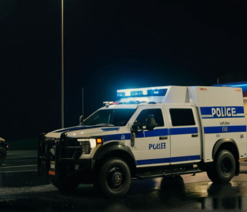 Спецоперація в Ербаху: броньований автомобіль SEK протаранив фургон із забарикадованим підозрюваним