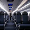 Скандальний інцидент на борту British Airways: Стюарда знайшли голим і дезорієнтованим у туалеті бізнес-класу