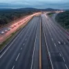 Масштабна ДТП за участю вантажівки на автобані A61 у Німеччині: рух паралізовано, затор 5 км