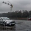 Трагедія в Нідерландах: Поліція знайшла затоплене авто з тілами під час пошуків дітей, викрадених батьком