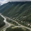 Швейцарські Альпи: село Блаттен знищене зсувом, тепер загрожує повінь через заблоковану річку